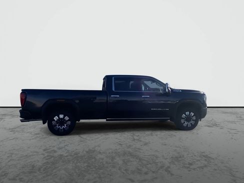 Certified 2025 GMC Sierra 2500 Denali w/ Technology Package image 8