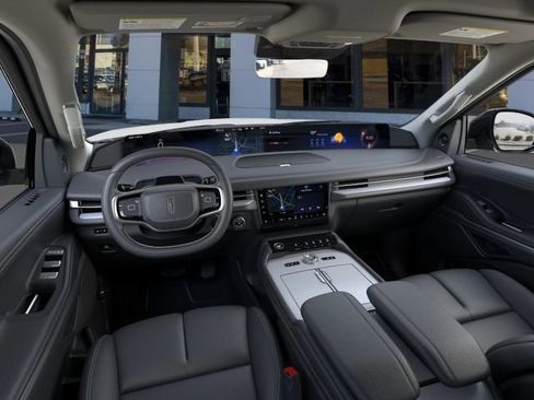 New 2026 Lincoln Navigator Reserve AWD/4WD image 10