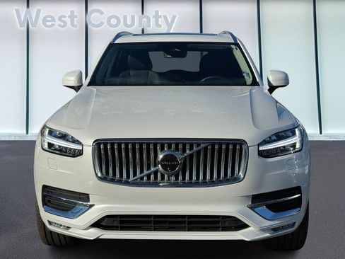 Certified 2024 Volvo XC90 B5 Plus w/ Protection Package Premier image 10