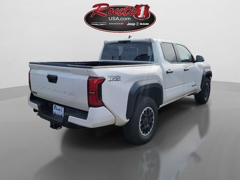 Used 2024 Toyota Tacoma TRD Off-Road image 7