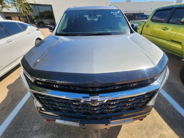 Used 2025 Chevrolet Traverse Z71 w/ Enhanced Driving Package AWD/4WD image 2