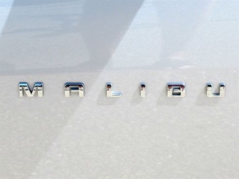 Used 2018 Chevrolet Malibu LT image 31