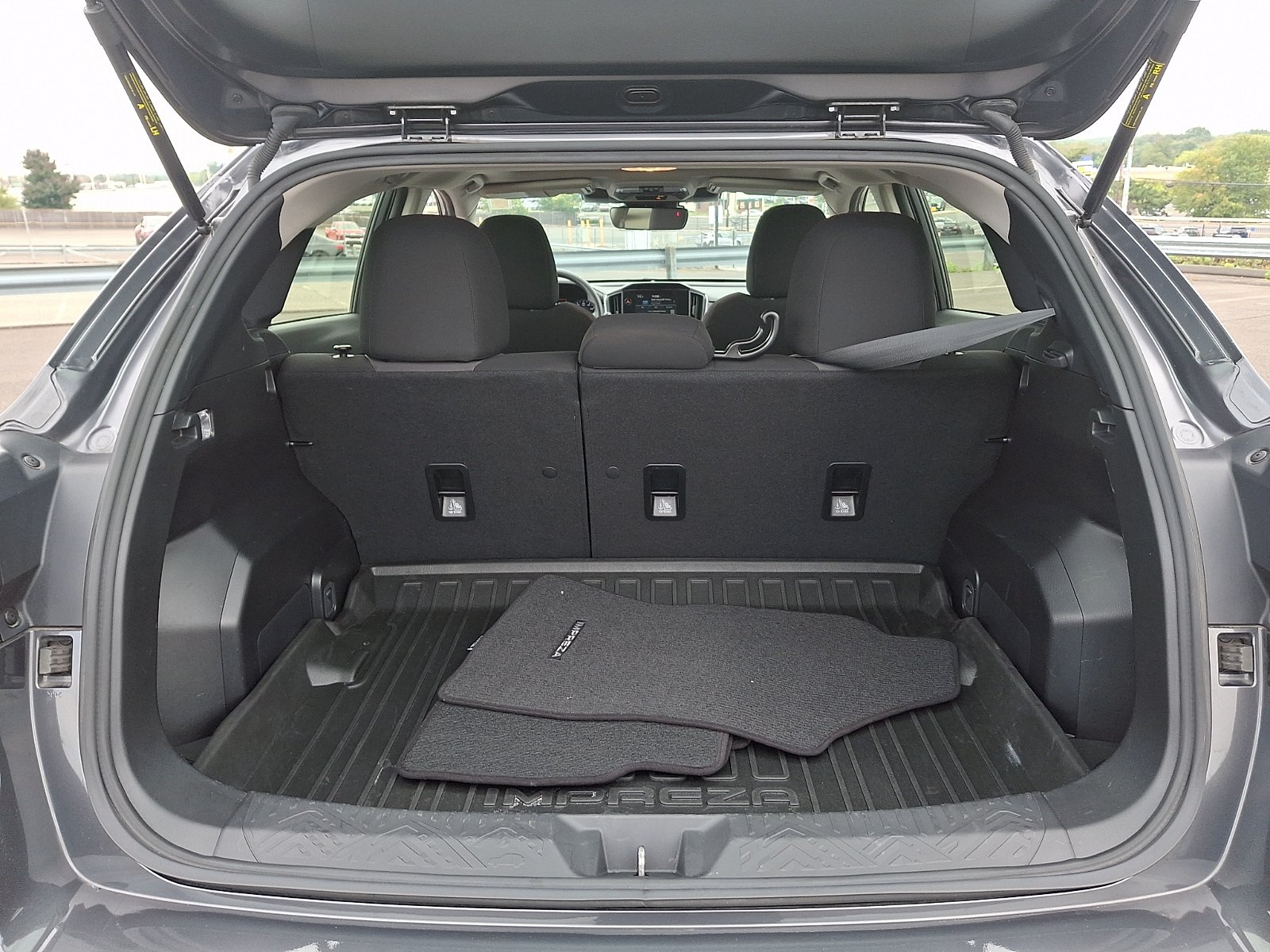 Certified 2025 Subaru Impreza 2.0i Sport AWD/4WD image 31