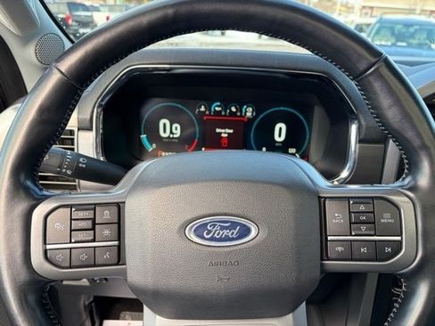 Used 2022 Ford F150 Lariat w/ Equipment Group 502A High image 15