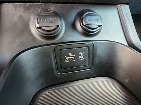 Used 2018 Hyundai Santa Fe Sport FWD image 31