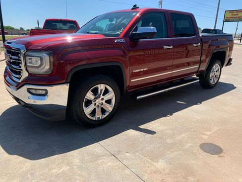 Used 2016 GMC Sierra 1500 SLT w/ Enhanced Driver Alert Package AWD/4WD image 3