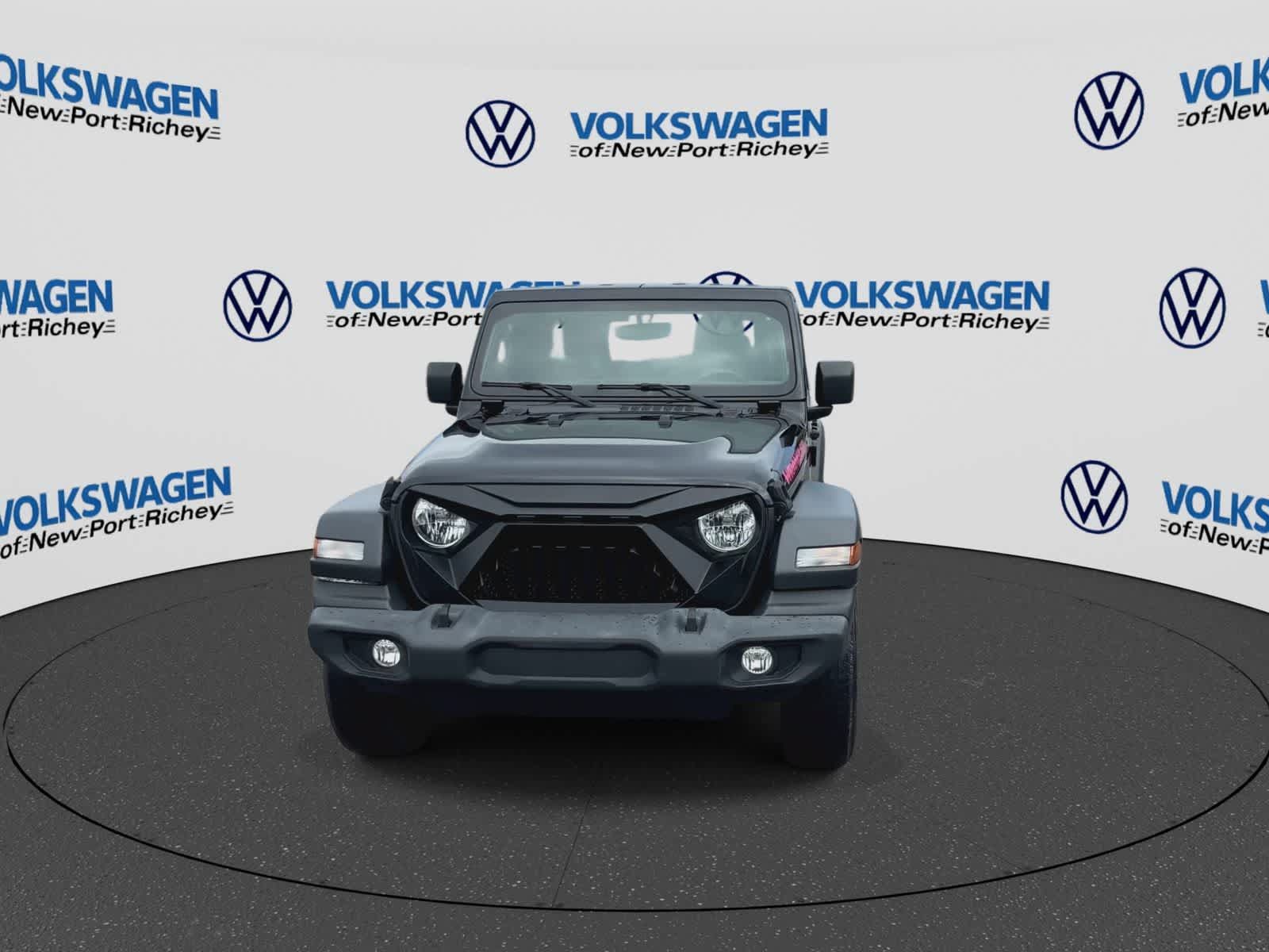 Used 2021 Jeep Wrangler Unlimited Sport AWD/4WD image 3