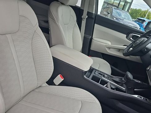 New 2025 Kia Sorento EX w/ Panoramic Sunroof Package image 8