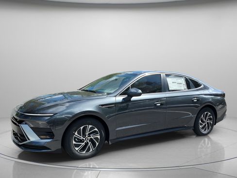 New 2026 Hyundai Sonata Blue image 2