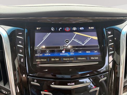 Used 2018 Cadillac Escalade Luxury RWD image 20