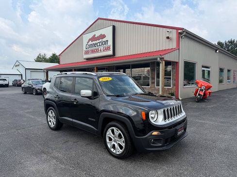Used 2018 Jeep Renegade Limited w/ UConnect 8.4 Nav Group FWD image 1