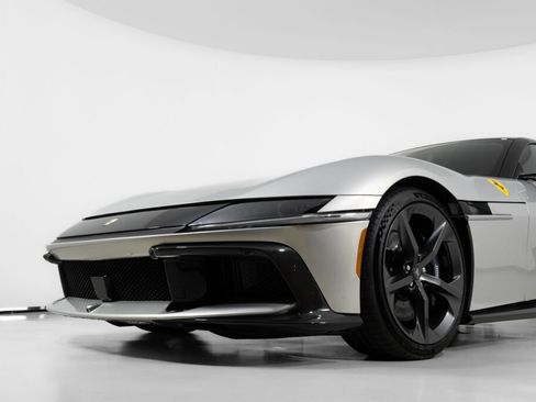 Used 2025 Ferrari 12Cilindri RWD image 11