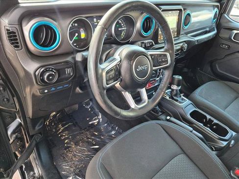 Used 2023 Jeep Wrangler Unlimited Rubicon 4xe w/ Cold Weather Group AWD/4WD image 10