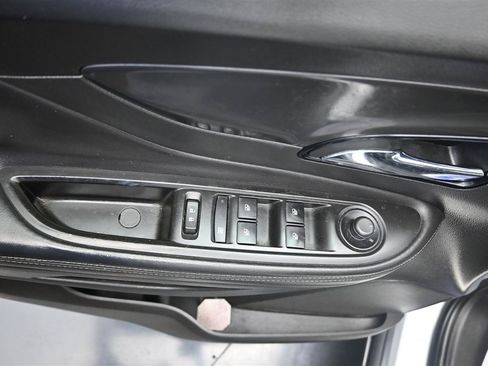 Used 2018 Buick Encore Preferred AWD/4WD image 11