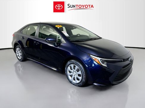 Used 2024 Toyota Corolla LE image 1