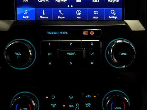 Used 2021 Ford F350 Lariat w/ Lariat Ultimate Package image 34