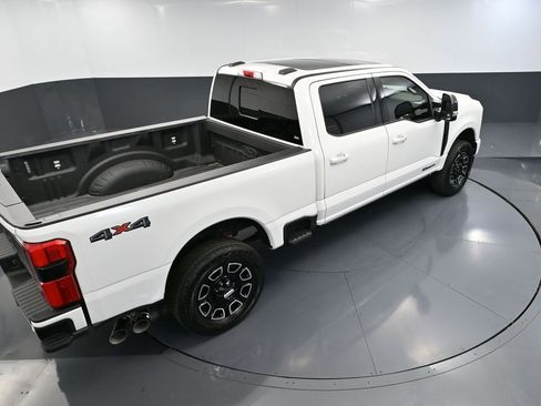Used 2025 Ford F250 Platinum AWD/4WD image 60