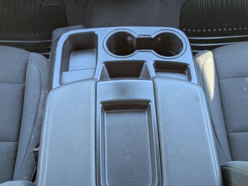 Used 2022 Chevrolet Silverado 1500 LT image 6