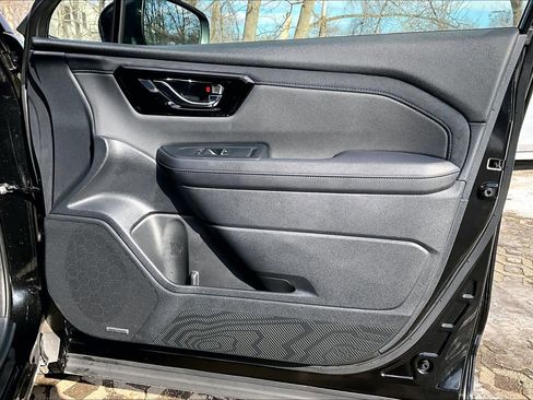 Used 2025 Subaru Forester Limited image 23