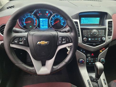 Used 2014 Chevrolet Cruze LT image 22