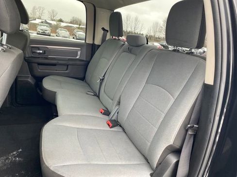 Used 2022 RAM 1500 Classic SLT image 17