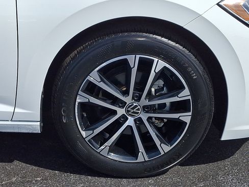 Certified 2023 Volkswagen Jetta Sport FWD image 8