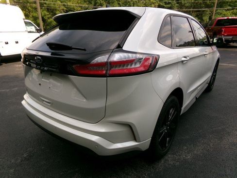 Used 2023 Ford Edge ST-Line AWD/4WD image 8