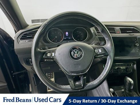 Used 2020 Volkswagen Tiguan SE R-Line w/ 3rd Row Seat Package image 13