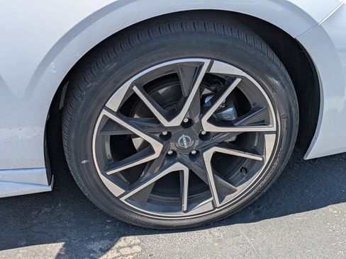 Certified 2024 Nissan Sentra SR w/ SR Premium Package image 3