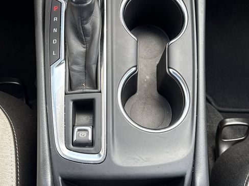 Used 2024 Chevrolet Equinox LS FWD image 24