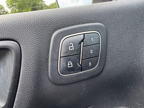 Used 2020 Ford Escape Titanium AWD/4WD image 16