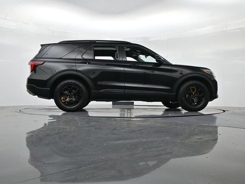 Certified 2026 Ford Explorer Tremor w/ Tremor Ultimate Package AWD/4WD image 37