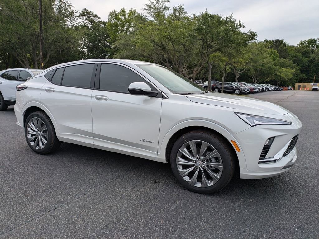 New 2026 Buick Envista Avenir FWD image 2