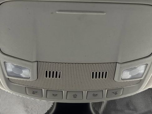 Used 2024 Ford Edge SEL image 25