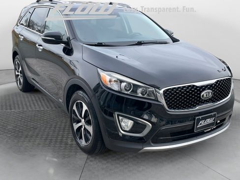 Used 2016 Kia Sorento EX image 1