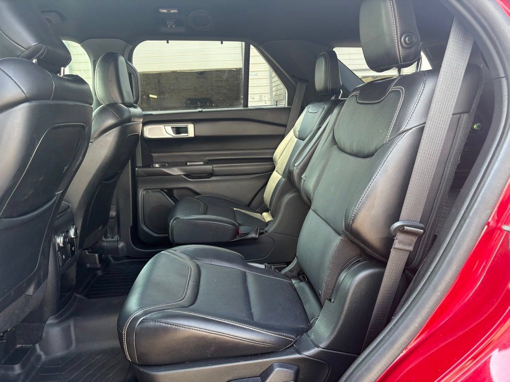 Used 2020 Ford Explorer ST w/ Premium Technology Package AWD/4WD image 13