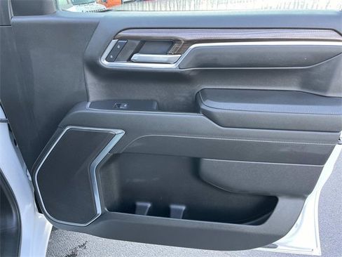 Used 2024 Chevrolet Silverado 1500 RST w/ Z71 Off-Road Package image 20