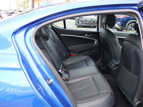 Used 2019 Genesis G70 2.0T Advanced image 36