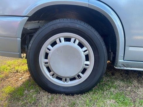 Used 1993 Volkswagen Eurovan GL image 9