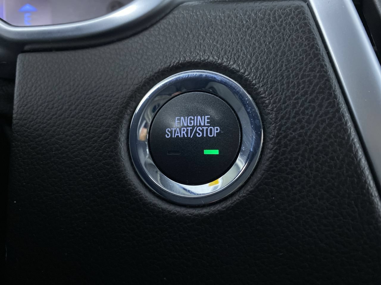 Used 2015 Cadillac SRX Luxury FWD image 8