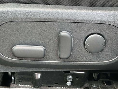 Used 2024 Hyundai Kona SEL w/ Convenience Package FWD image 15