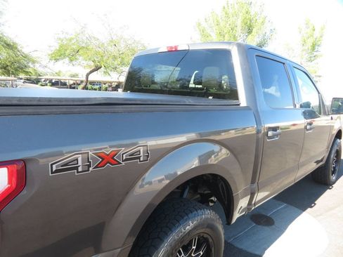 Used 2018 Ford F150 XLT AWD/4WD image 10