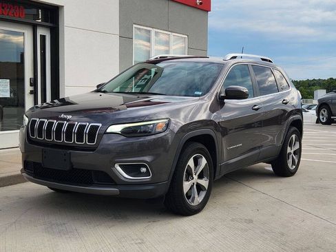 Used 2019 Jeep Cherokee Limited AWD/4WD image 27
