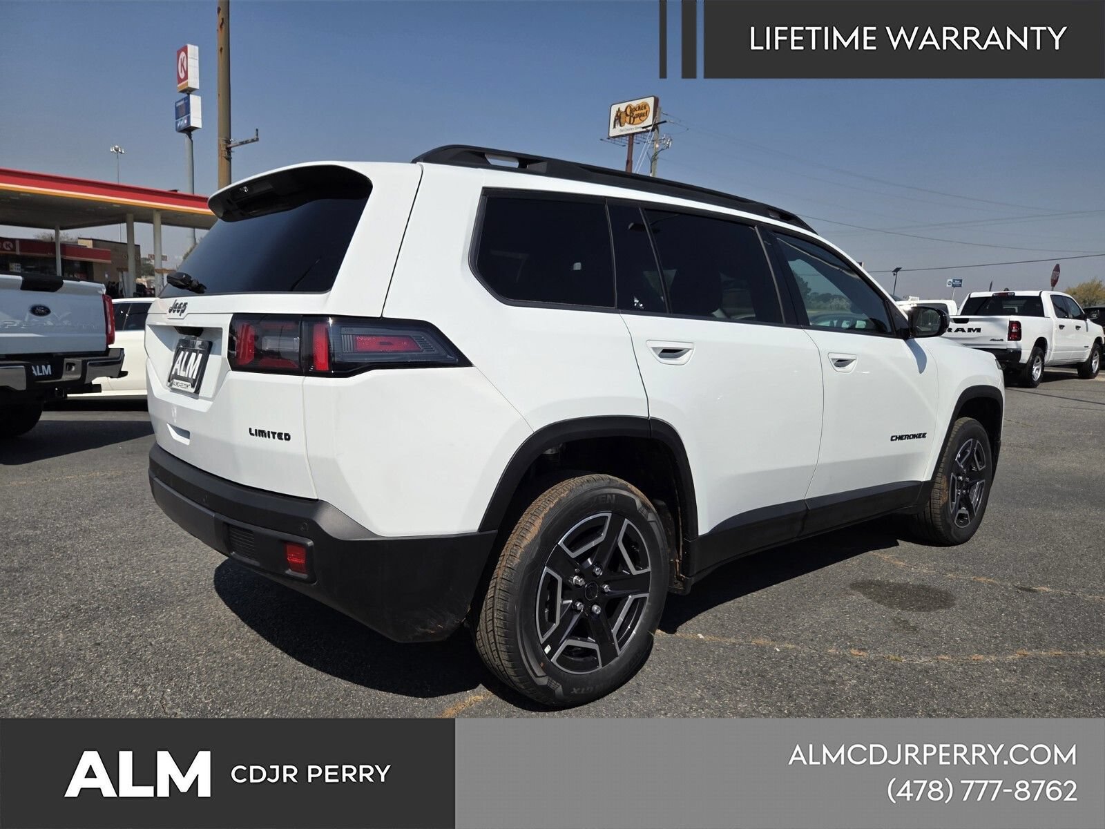 New 2026 Jeep Cherokee Limited AWD/4WD image 17