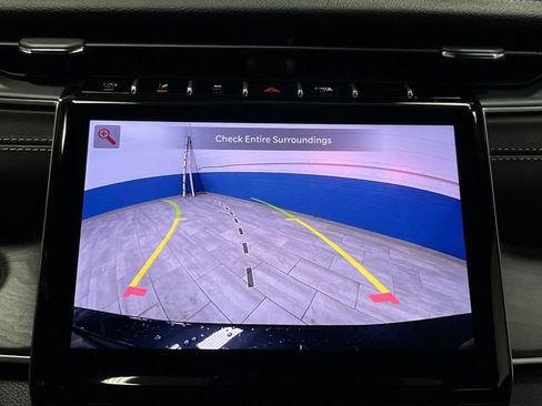 New 2025 Jeep Grand Cherokee L Limited image 10