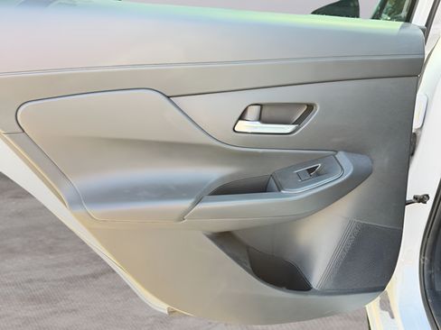 Certified 2026 Nissan Sentra SR w/ Floor Mat Package FWD image 23