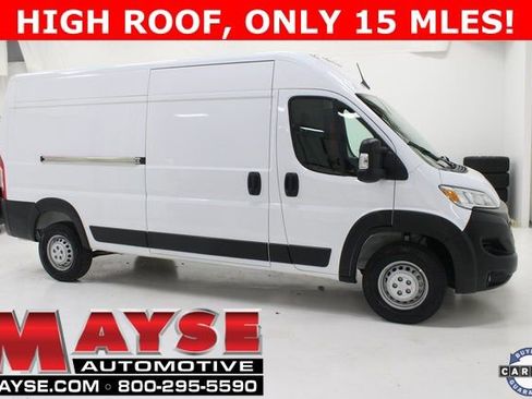 Used 2025 RAM ProMaster 2500 w/ Convenience Group image 1