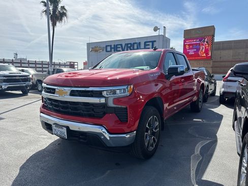 Used 2025 Chevrolet Silverado 1500 LT w/ Safety Package image 3