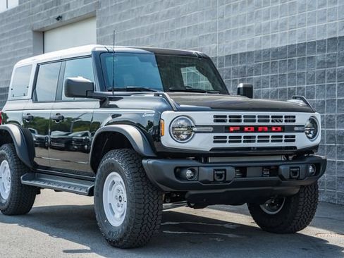 New 2026 Ford Bronco Heritage Edition AWD/4WD image 2