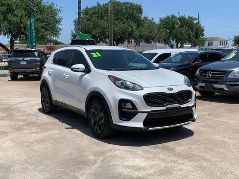 Used 2021 Kia Sportage S FWD image 3